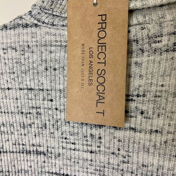 NWT Project Social T Poppy Long Sleeve Turtleneck in Cozy Cream - Picture 4 of 7